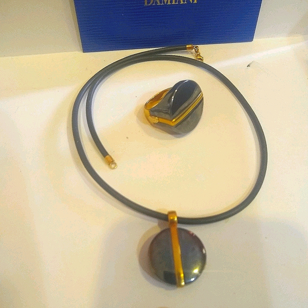 Authentic Damiani set necklace ring